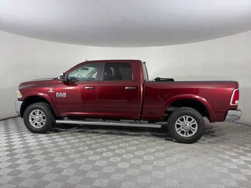 Used 2017 RAM 2500 Laramie AWD/4WD image 4
