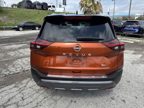 Used 2022 Nissan Rogue SL FWD image 8