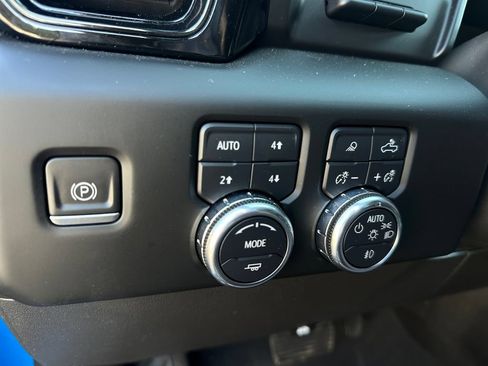 Used 2022 GMC Sierra 1500 AT4X AWD/4WD image 21