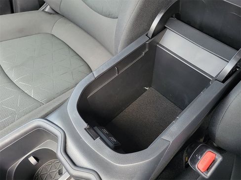 Used 2024 Toyota RAV4 XLE image 19