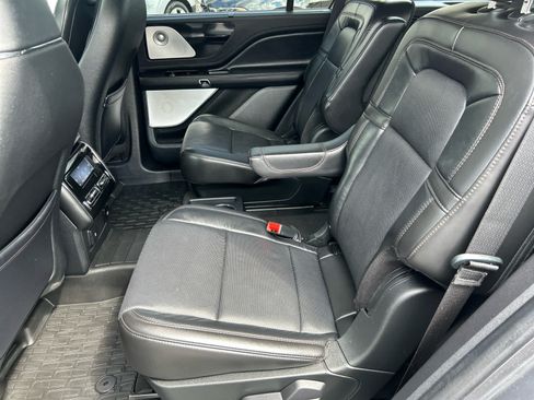 Used 2022 Lincoln Aviator Grand Touring w/ Equipment Group 301A AWD/4WD image 26