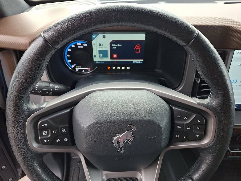 Used 2023 Ford Bronco Outer Banks AWD/4WD image 18