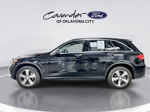 Used 2017 Mercedes-Benz GLC 300 4MATIC image 5