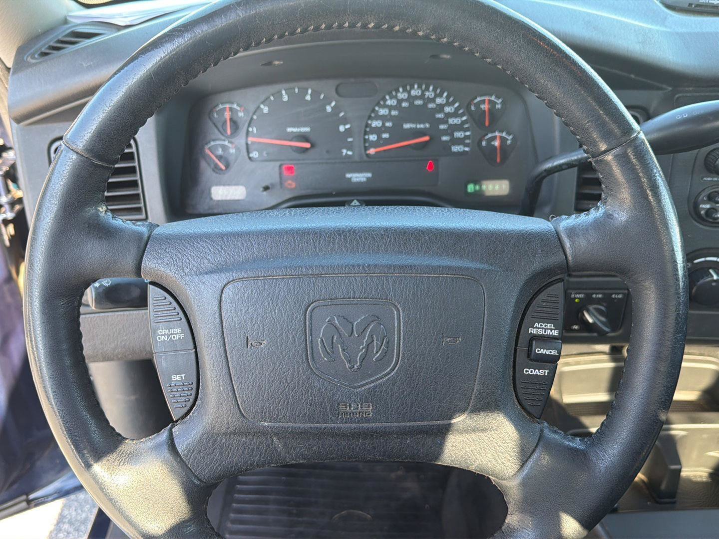 Used 2004 Dodge Dakota Sport w/ PWR Convenience Group AWD/4WD image 14