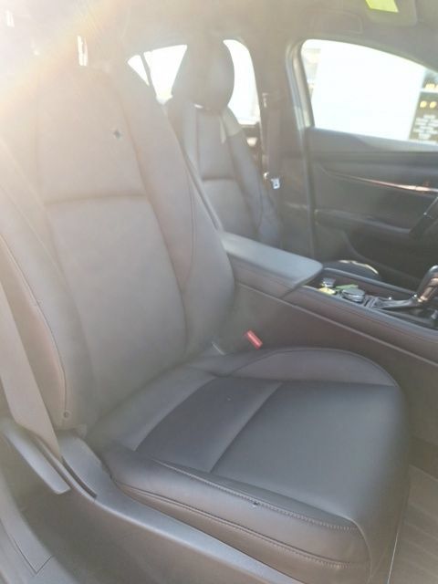 Used 2023 MAZDA MAZDA3 s FWD image 21