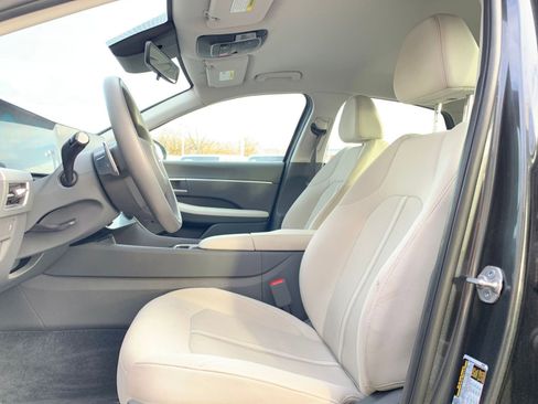 Used 2025 Hyundai Sonata SEL image 25