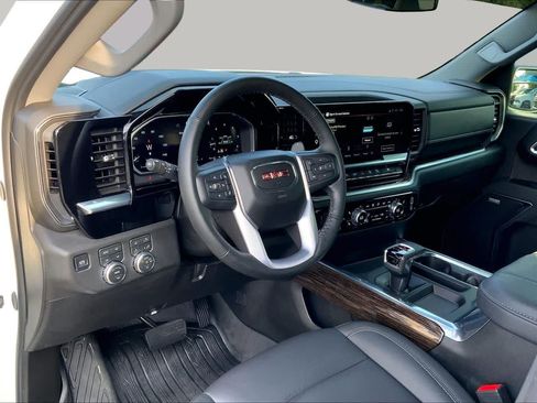 Used 2026 GMC Sierra 1500 Elevation w/ Elevation Premium Package AWD/4WD image 18
