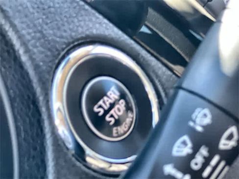 Used 2019 Nissan Rogue SV image 28