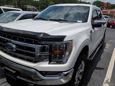 Used 2022 Ford F150 Lariat w/ Max Trailer Tow Package AWD/4WD image 3