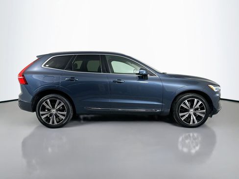 Used 2023 Volvo XC60 B5 Plus image 5