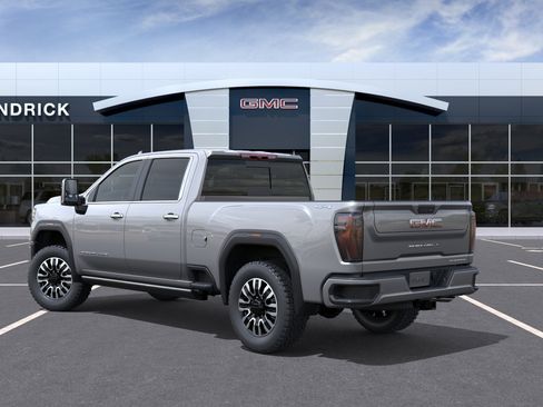 Used 2026 GMC Sierra 2500 Denali Ultimate AWD/4WD image 3