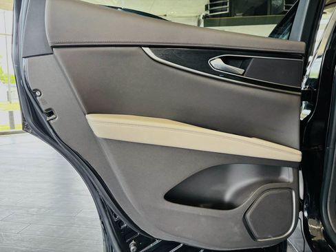 Used 2023 Lincoln Nautilus Reserve FWD image 36