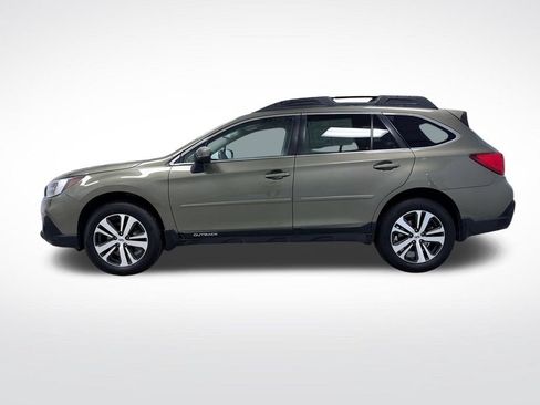 Used 2019 Subaru Outback 2.5i Limited AWD/4WD image 10