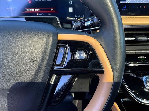 Certified 2023 Lincoln Corsair Reserve w/ Equipment Group 202A image 19