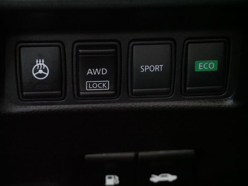 Used 2017 Nissan Rogue SL w/ SL Premium Package image 27