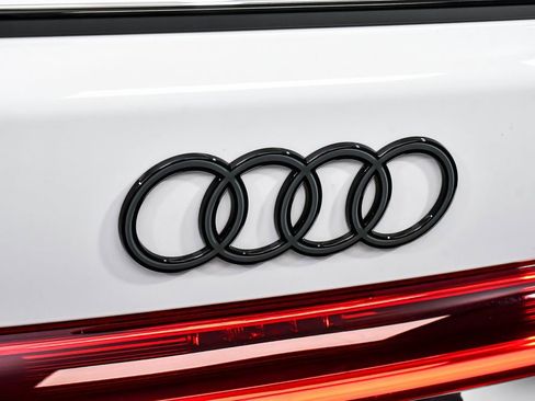 Used 2025 Audi S5 Prestige w/ Prestige Package AWD/4WD image 95