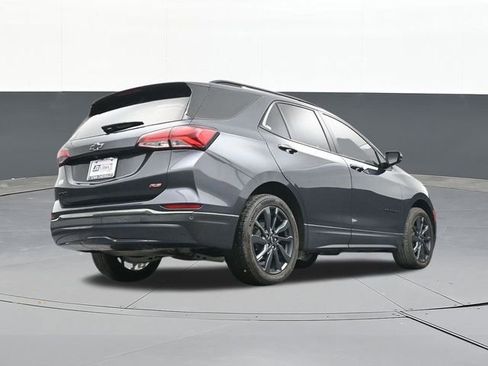 Used 2022 Chevrolet Equinox RS w/ Infotainment Package image 50