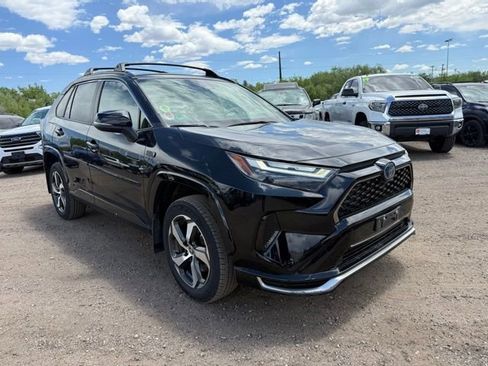 Used 2023 Toyota RAV4 SE w/ Weather & Moonroof Package AWD/4WD image 8