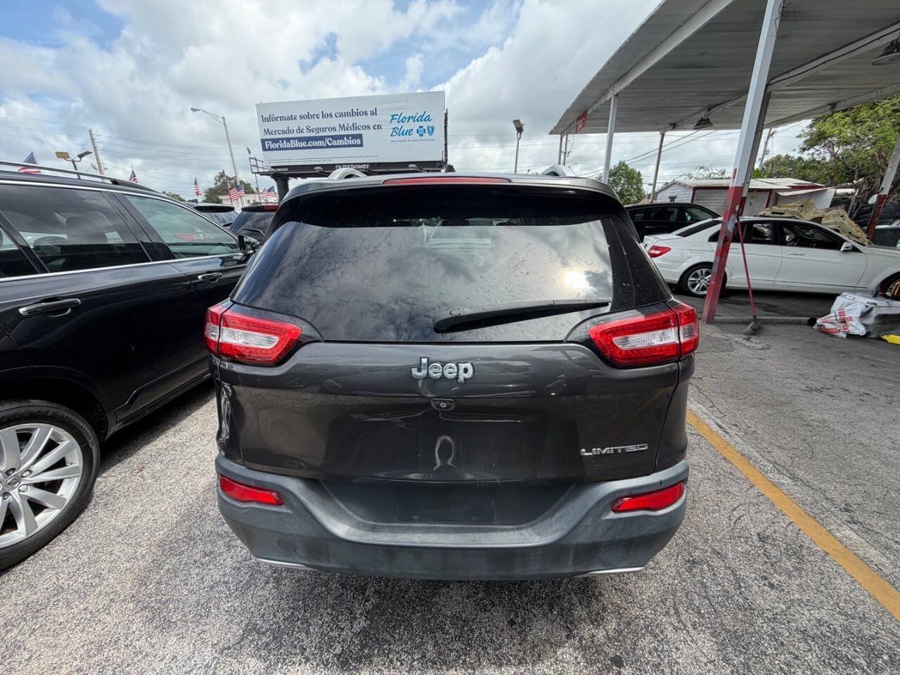 Used 2016 Jeep Cherokee Limited FWD image 5