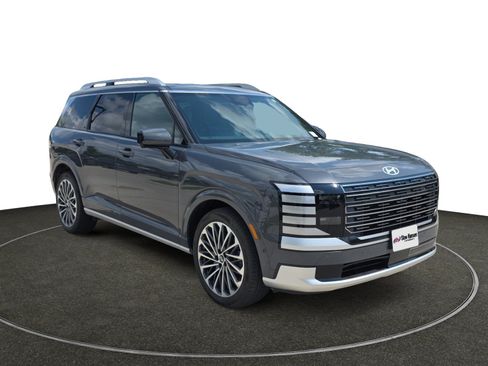 Certified 2026 Hyundai Palisade Calligraphy AWD/4WD image 9