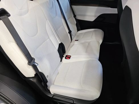 Used 2022 Tesla Model X AWD/4WD image 8