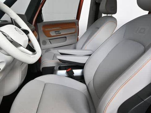 New 2025 Volkswagen ID. Buzz Pro S Plus image 5