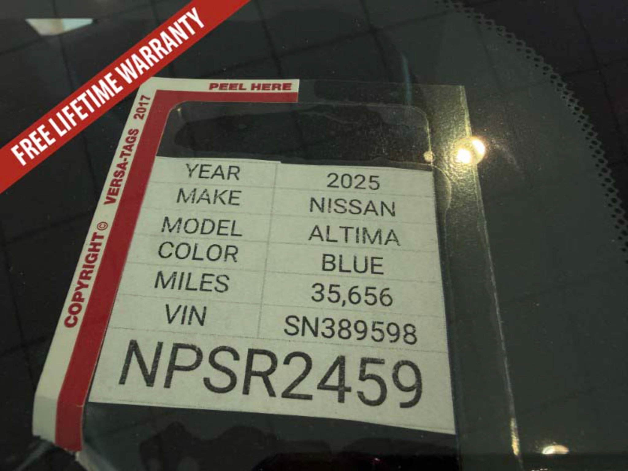 Used 2025 Nissan Altima 2.5 SV FWD image 37