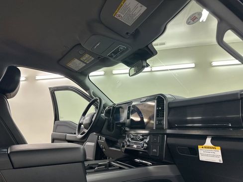 New 2026 Ford F250 Lariat w/ Black Appearance Package image 16