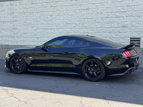 Used 2019 Ford Mustang GT w/ Black Accent Package RWD image 12