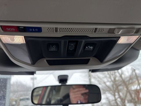 Used 2023 Subaru Forester Limited image 14