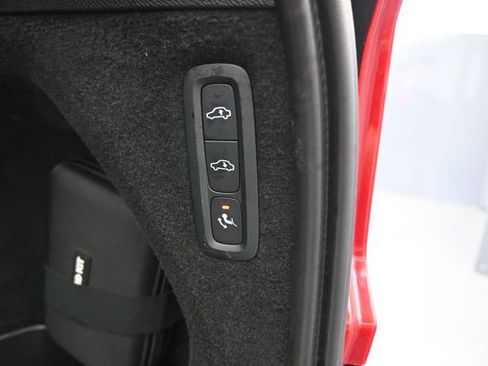 Used 2023 Volvo XC90 B6 Ultimate w/ Protection Package Premier AWD/4WD image 34