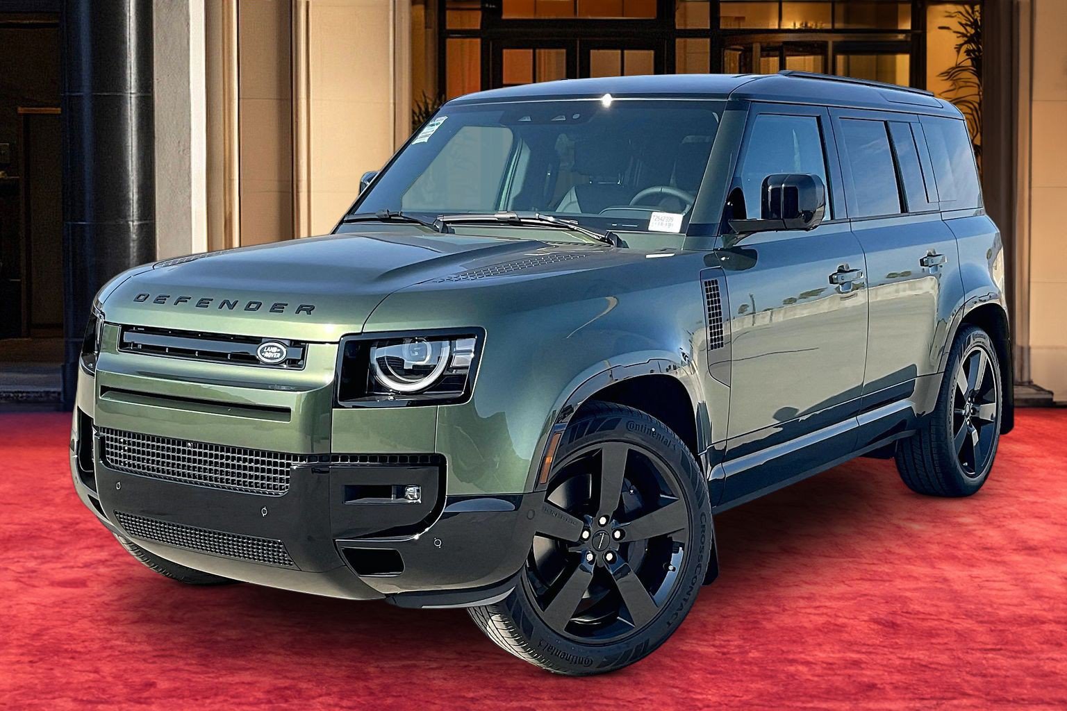 New 2026 Land Rover Defender 110 X-Dynamic SE AWD/4WD image 1