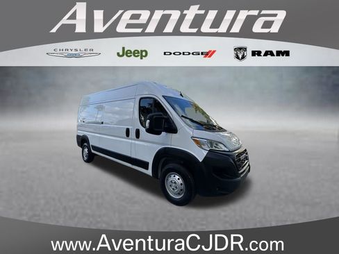 Used 2023 RAM ProMaster 2500 FWD image 1
