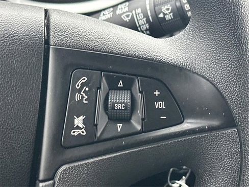 Used 2017 Chevrolet Equinox LS image 19