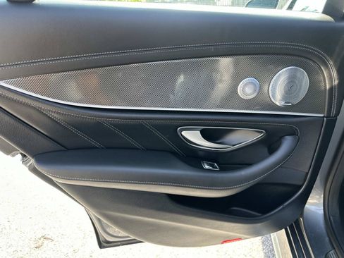 Used 2018 Mercedes-Benz E 63 AMG S image 30