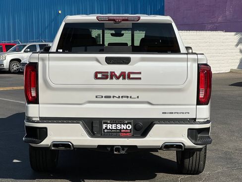 Used 2021 GMC Sierra 1500 Denali w/ Denali Ultimate Package AWD/4WD image 6