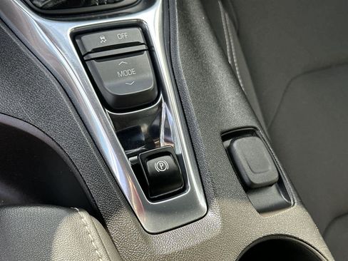 Used 2019 Chevrolet Camaro LT image 26