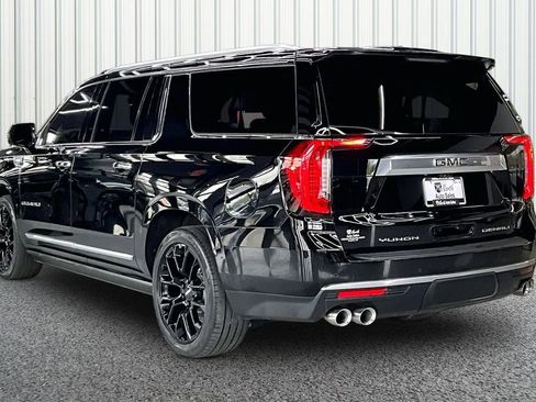 Used 2023 GMC Yukon XL Denali w/ Denali Reserve Package AWD/4WD image 4