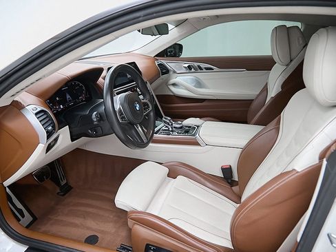 Used 2022 BMW M850i xDrive Coupe image 26