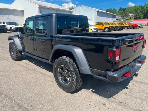 Used 2023 Jeep Gladiator Rubicon w/ Cold Weather Group AWD/4WD image 10