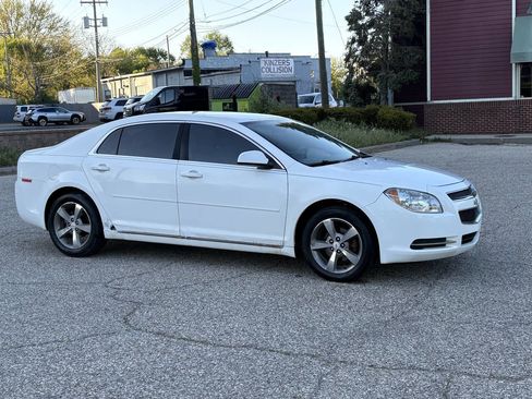 Used 2011 Chevrolet Malibu LT w/ Power Convenience Package image 7