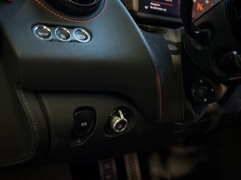 Used 2021 McLaren 720S Performance RWD image 57
