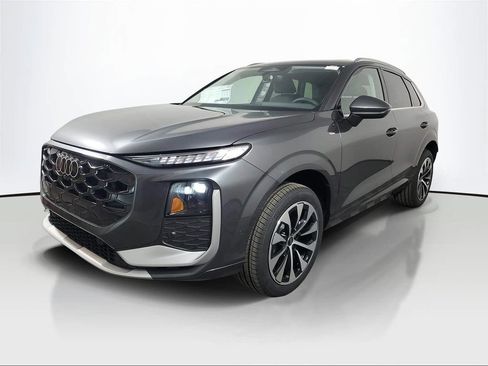 New 2026 Audi Q3 quattro 2.0T image 3