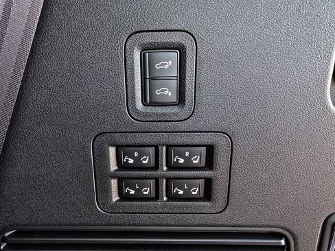 New 2026 INFINITI QX80 Luxe w/ Cargo Package image 20