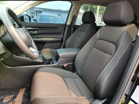 Certified 2024 Honda CR-V EX image 10
