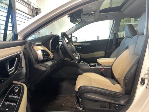 Used 2023 Subaru Outback Limited image 6