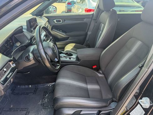 Used 2023 Honda Civic Sport image 12