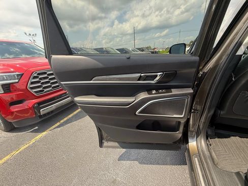 Used 2021 Kia Telluride SX w/ SX Prestige Package AWD/4WD image 18