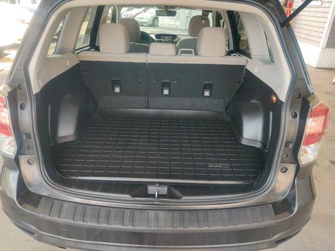 Used 2018 Subaru Forester 2.5i Premium w/ All-Weather Package AWD/4WD image 15
