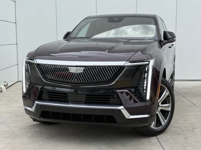 Used 2025 Cadillac Escalade IQ Luxury 2 w/ LPO, Premium Carpet Package